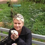 Постоянно  проживаю в Москве. Имею большой опыт по содержанию животных (кошки и собаки). . . .